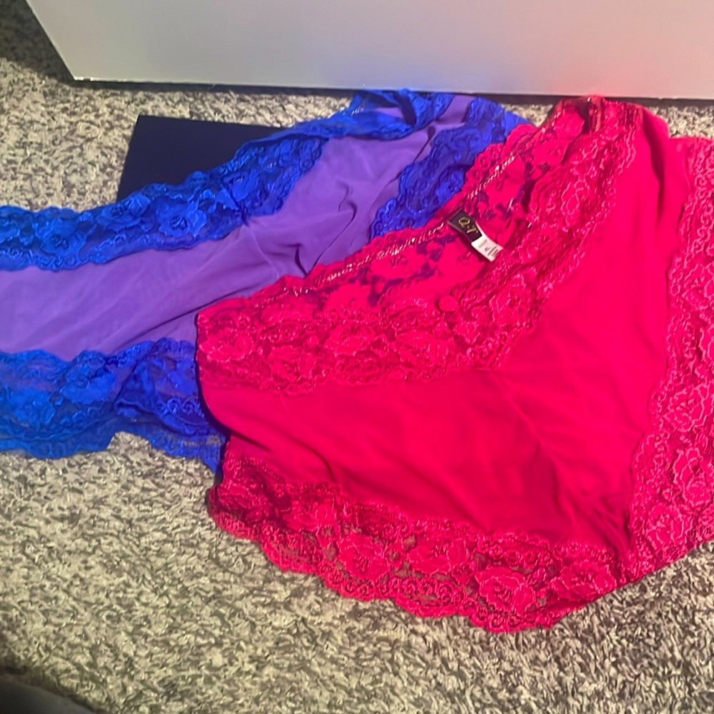 NWOT..Vintage Lace panties